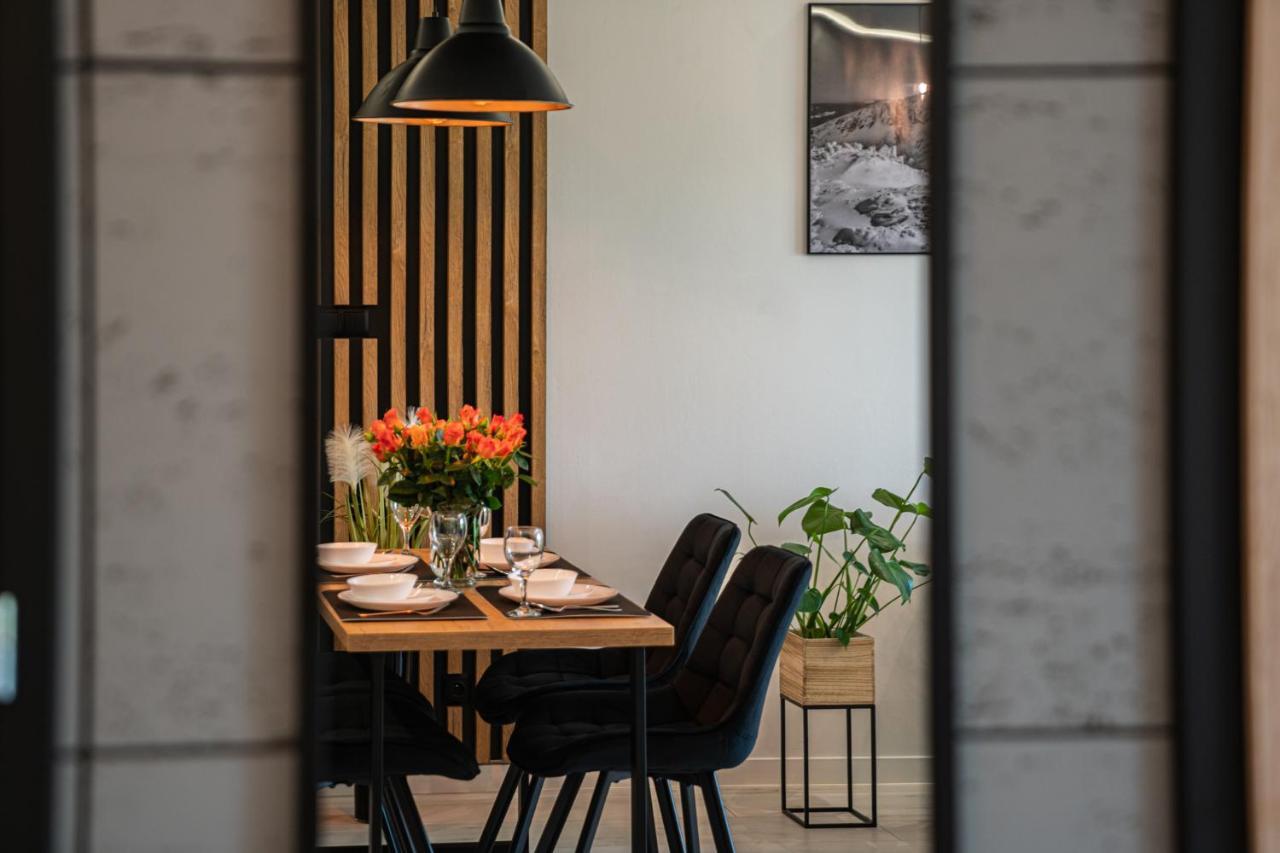 Apartament Duzy Staw Apartman Jelenia Góra Kültér fotó