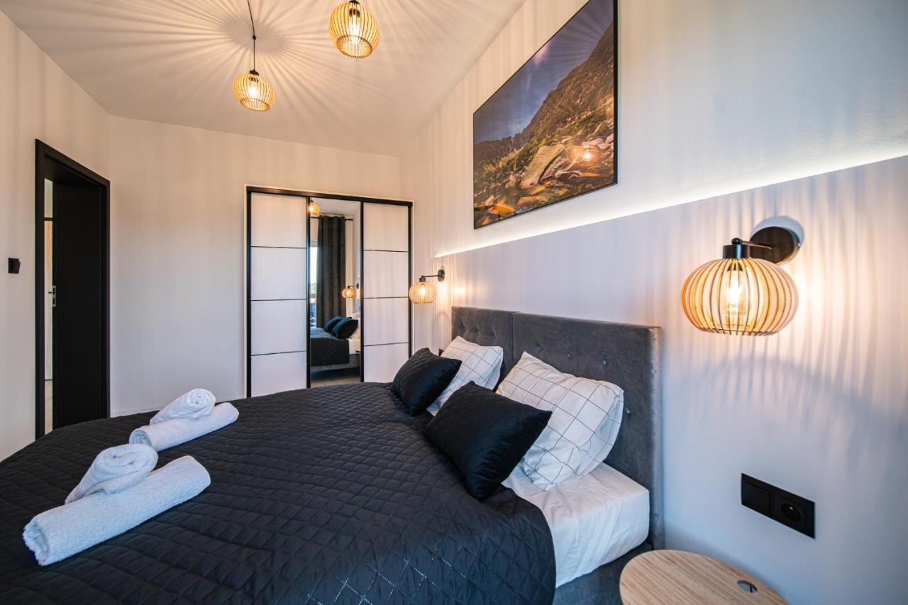 Apartament Duzy Staw Apartman Jelenia Góra Kültér fotó